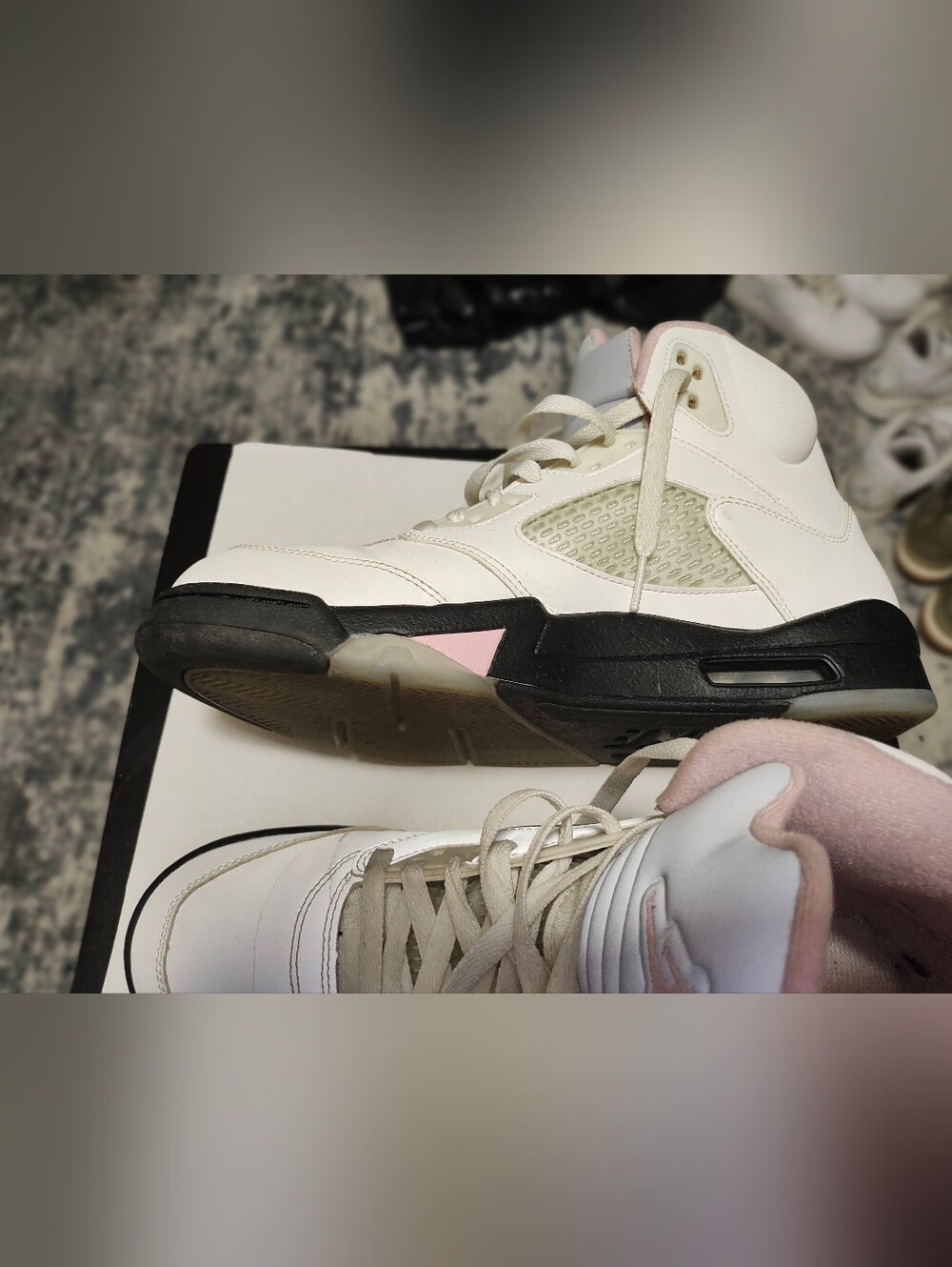 Jordan Men White & Pink High-Top Sneakers with Black Sole - Picture 4 of 7